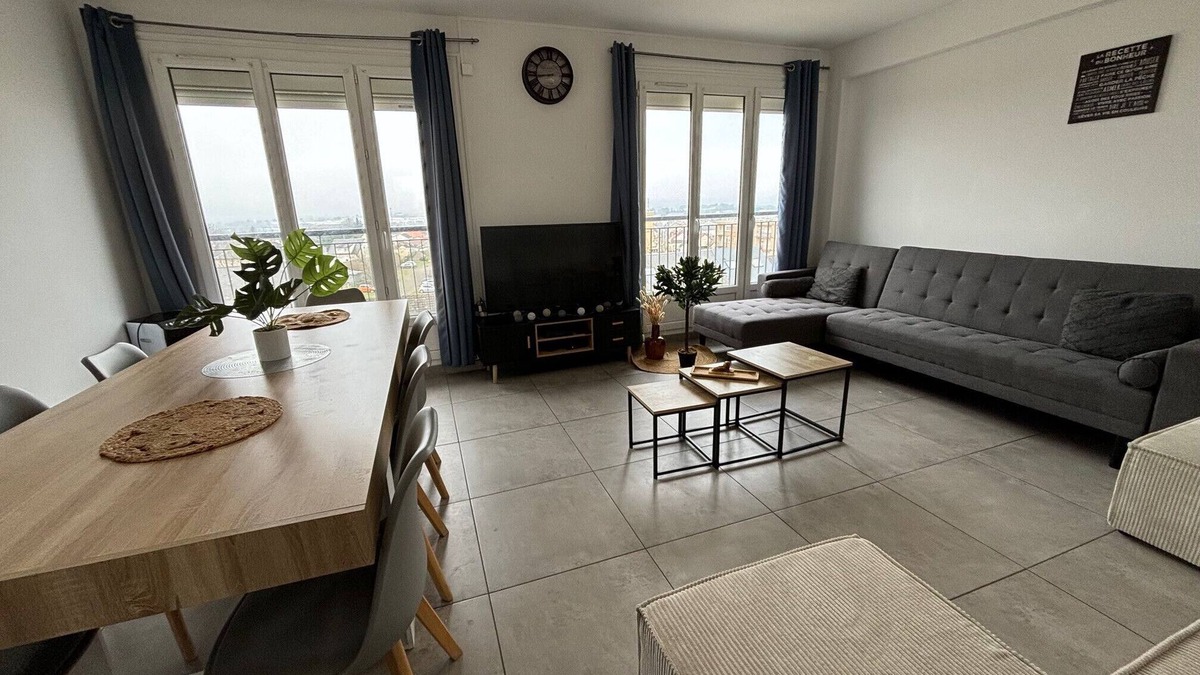 Oasis - Maroc Apartment | Le Podium - 9pers - Circuit Bugatti - Rêve au Mans