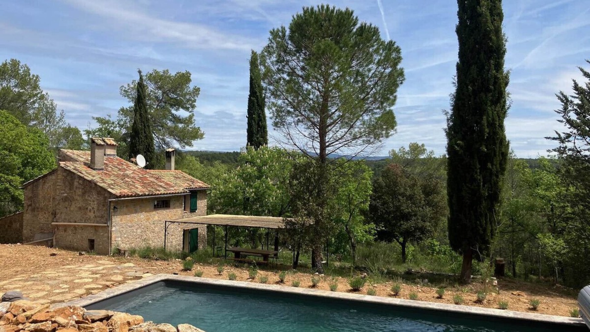 Cotignac Cottage | Le Poucet Oriental : house for 6, combining charm, nature and heated pool