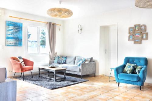 Saint-Jean-de-la-Riviere House | Le Poulpe Bleu - Maison 6p avec jardin