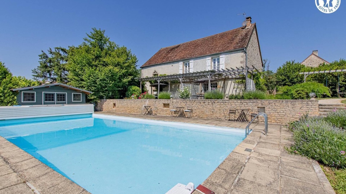 Saint-Sernin-du-Plain House | Le Puits - Saint Sernin DU Plain