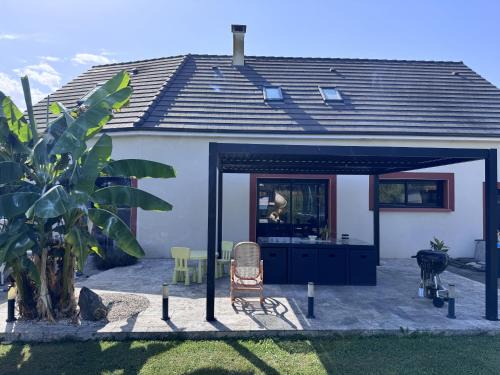 Saint-Mars-d'Outille House | Le QG des Bolides - 15 pers - Circuit - Rêve au Mans