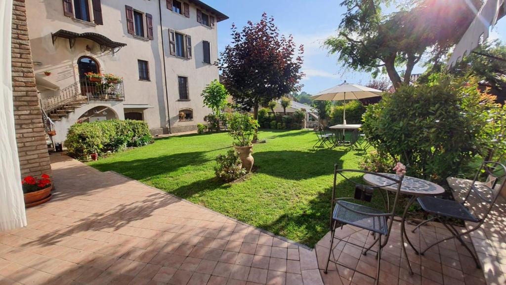 Castellaro Lagusello Bed & Breakfast | Le Quattro Stagioni B&B and Apartament