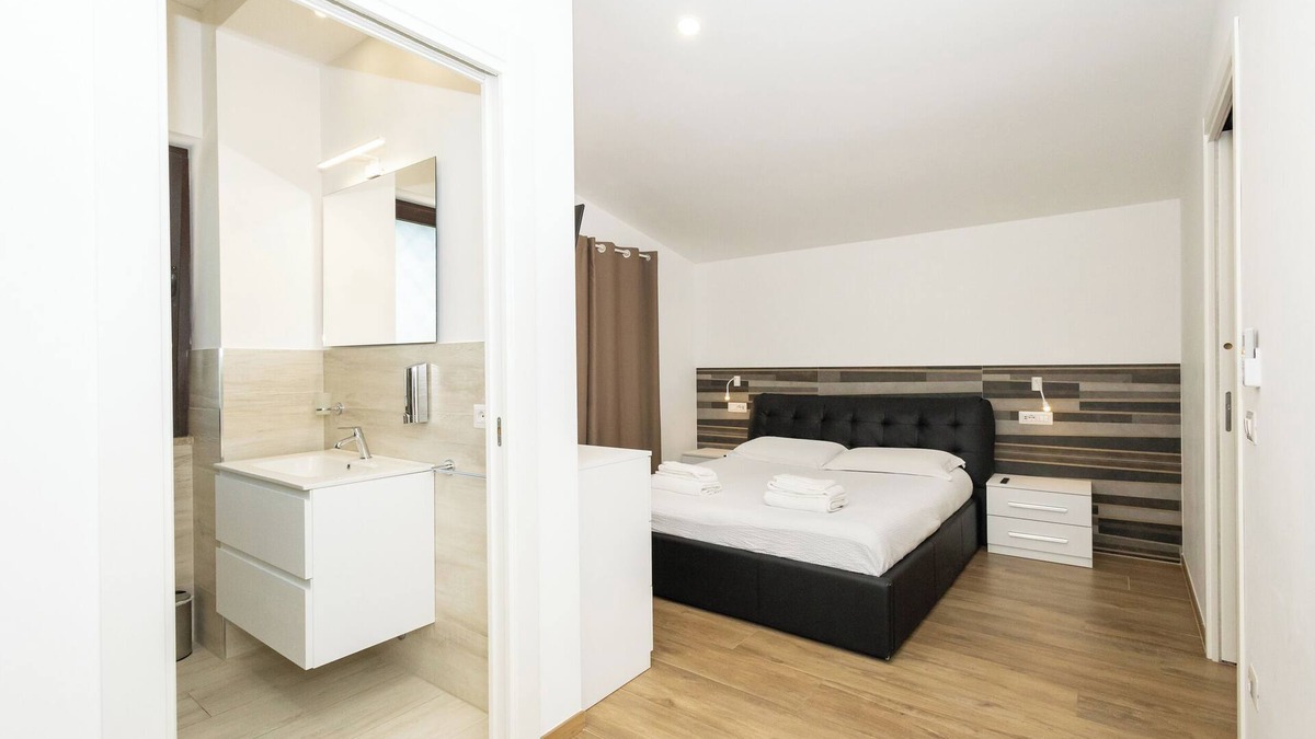 Zona XXX Castel Fusano Apartment | Le Querce Appartamento Roma
