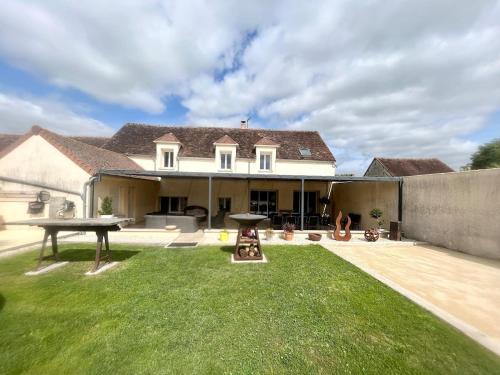 Champlay Villa | Le rétro champlay