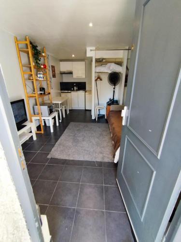 Parilly Apartment | Le Rayane