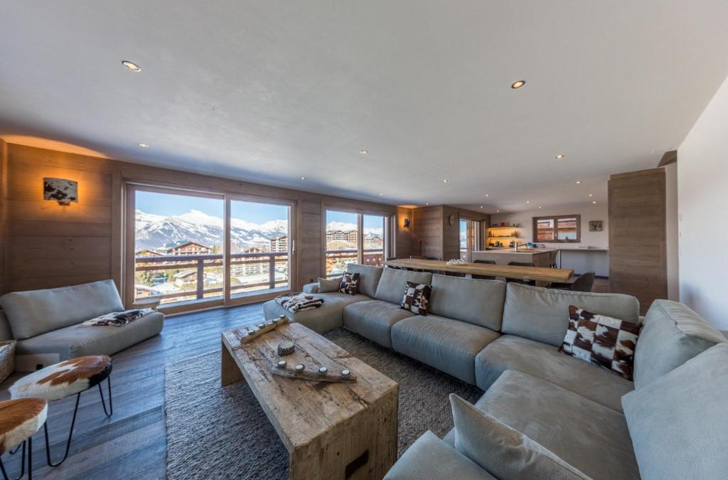 Saint-Pierre-de-Clages Apartment | Le Refuge 2 - Spa access - Close to ski lift
