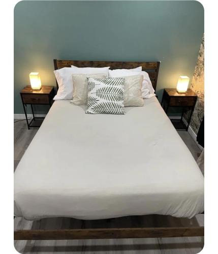 Chambly Apartment | Le Refuge Tropical - Appartement au bord de l'eau