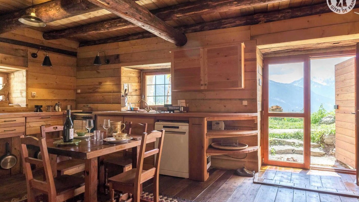 Termignon House | LE Relais DE Charlemagne