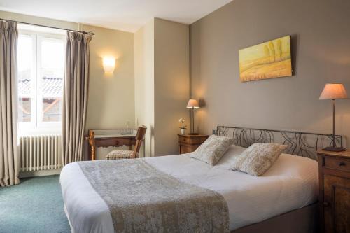 L'Isle-d'Abeau Hotel | Le Relais du çatey