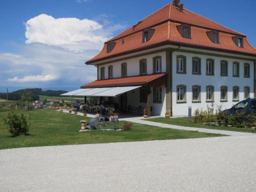 Cournillens Hotel | Le Relais du Château Monney