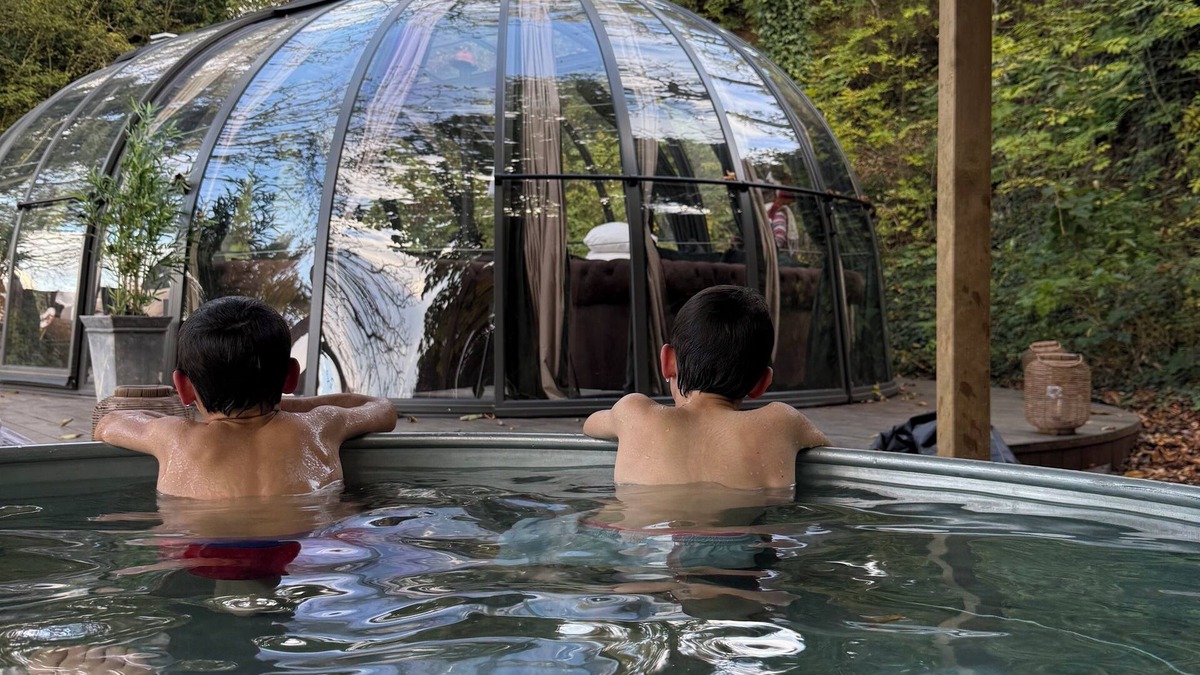 Contigny Cabin | Le Repère du Bûcheron: cosy bubble with Nordic bath for an authentic stay