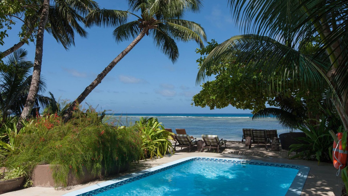 La Passe Hotel | Le Repaire - Boutique Hotel & Restaurant