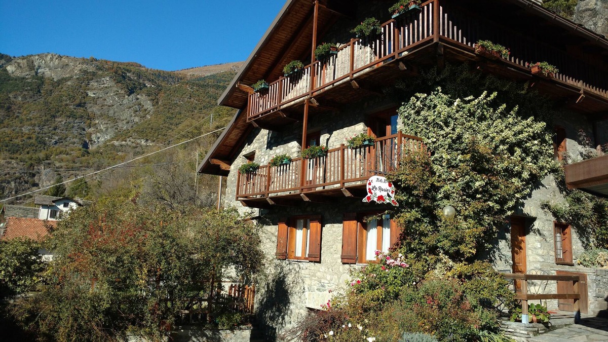 Saint-Vincent Bed & Breakfast | Le Rosier B&B e Appartamento
