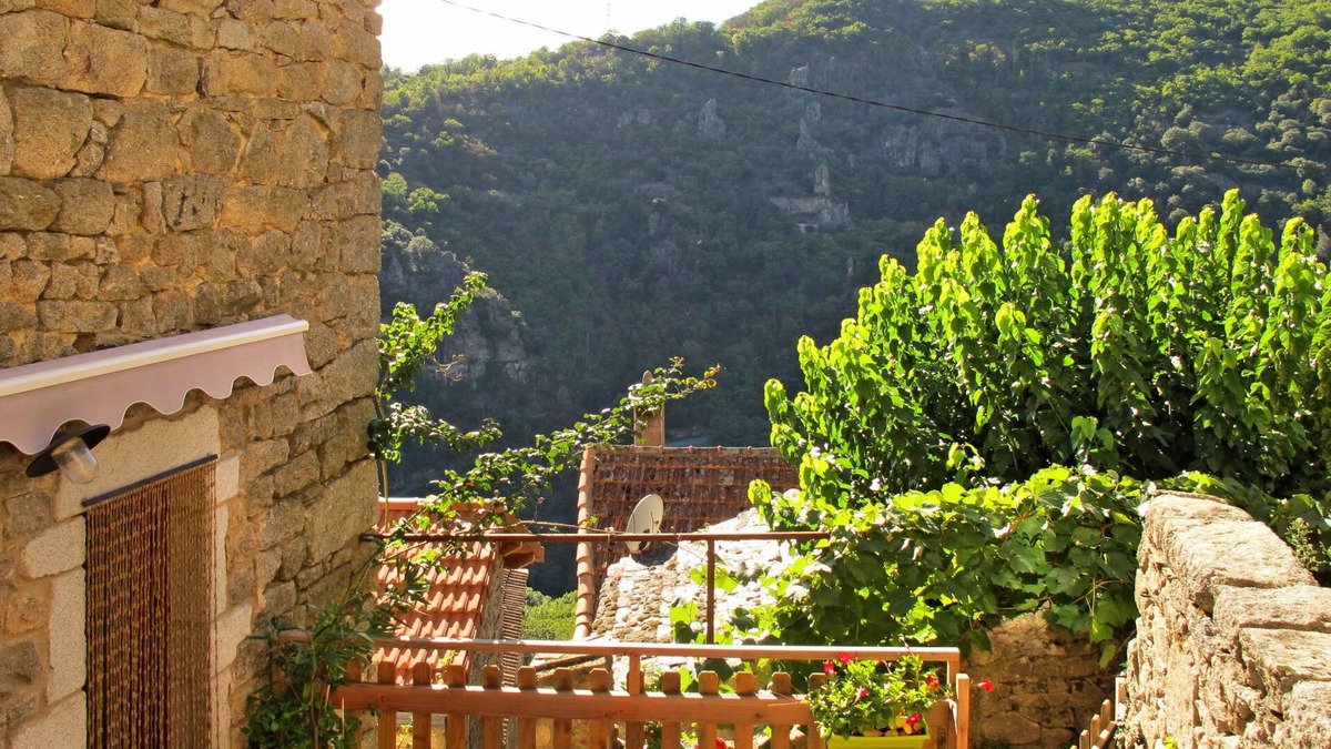 Sainte-Marguerite-Lafigere House | Le Rouge Borne by Interhome