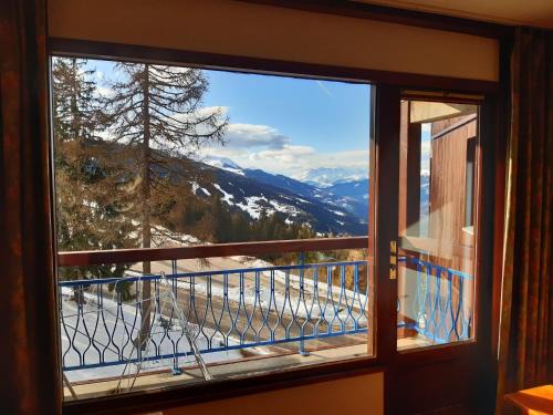 Arc-1800 Apartment | Le RUITOR