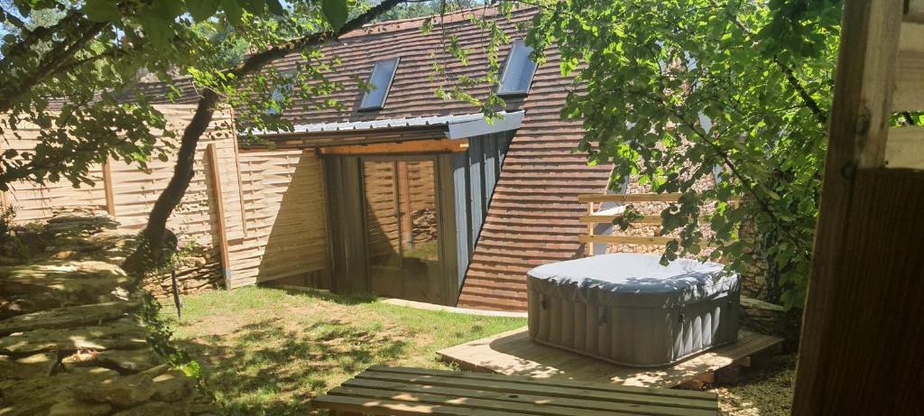Carsac-Aillac House | Le séchoir, gite du XVIII siècle, jacuzzi privatif