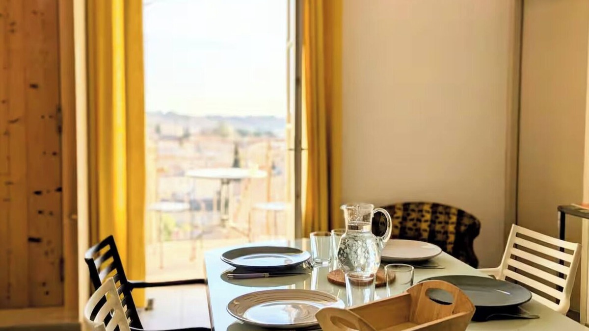 Beaumes-de-Venise Apartment | Le Saint Louis - Panoramic view + Balcony