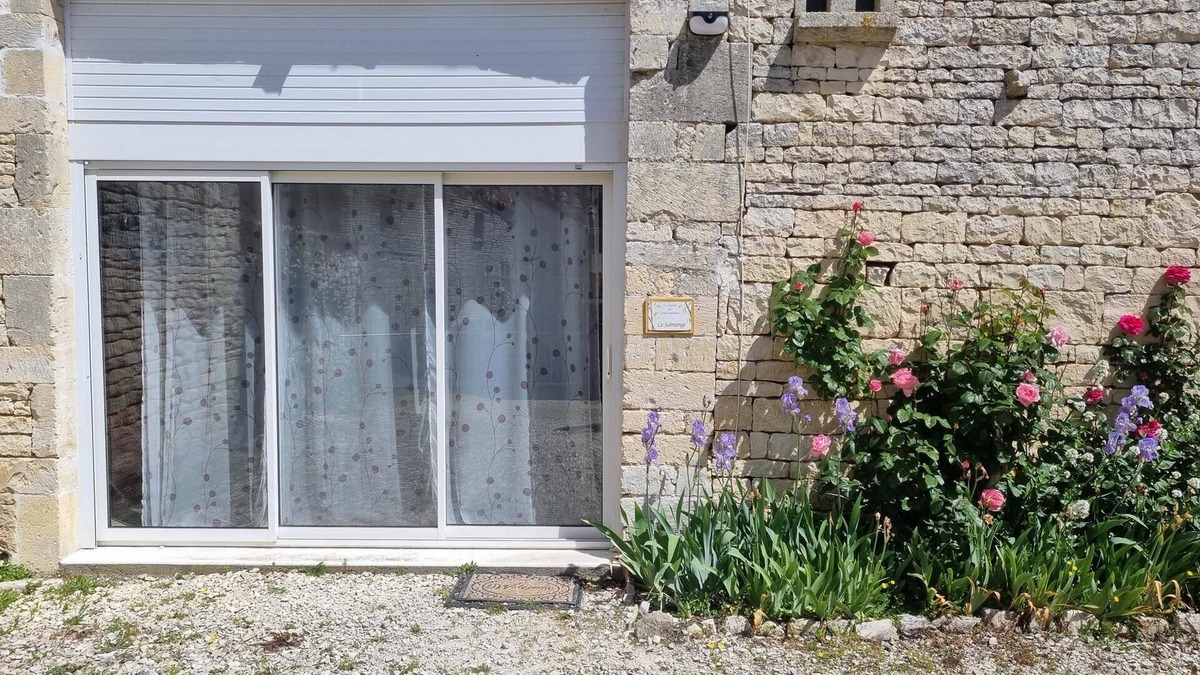 Louzignac Apartment | LE Saintonge Gite 3
