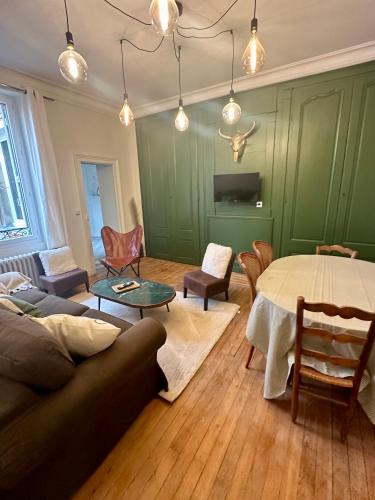 Nord - Gare Apartment | Le Sauvage - 7 personnes - Gare - BCLA