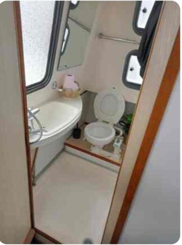 La Celle-sous-Gouzon Boat Rental | Le sittele