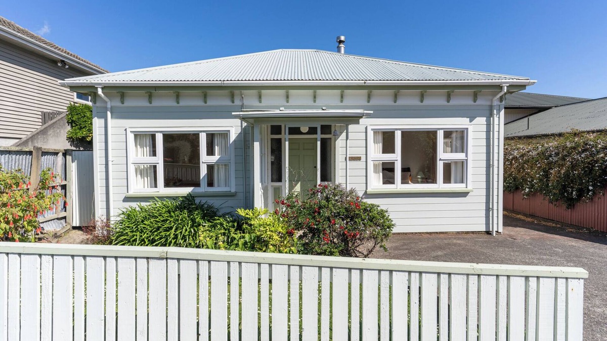 Akaroa House | Le Solterre - Akaroa Holiday Home