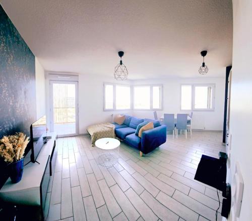 Vaulx-en-Velin Apartment | Le Soyeux