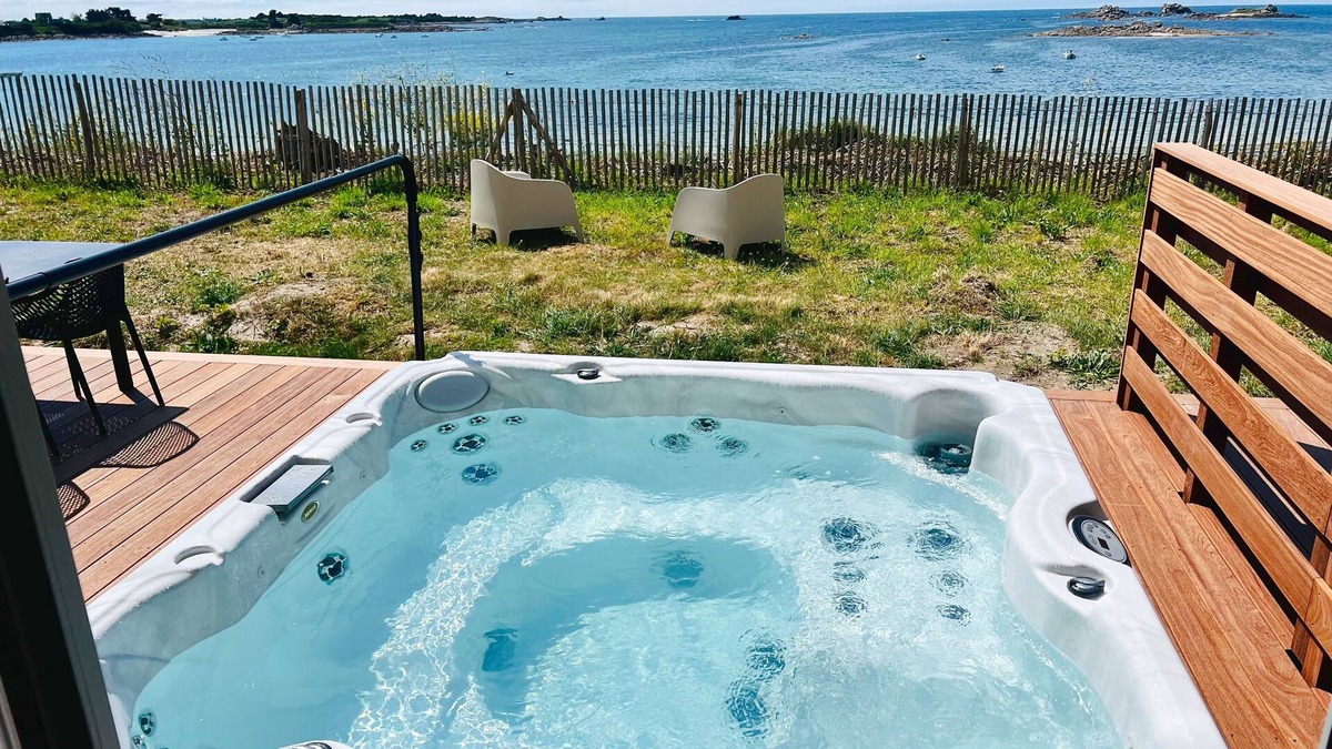 Santec Apartment | Le Spa sur la Dune, sea view, accommodation for 4 people in Santec, Brittany
