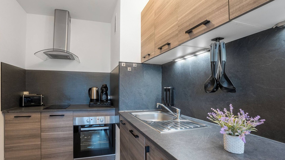 Patrotte Metz-Nord Apartment | Le Stanny - 2 beds - 4 pers' - Parking - Streaming
