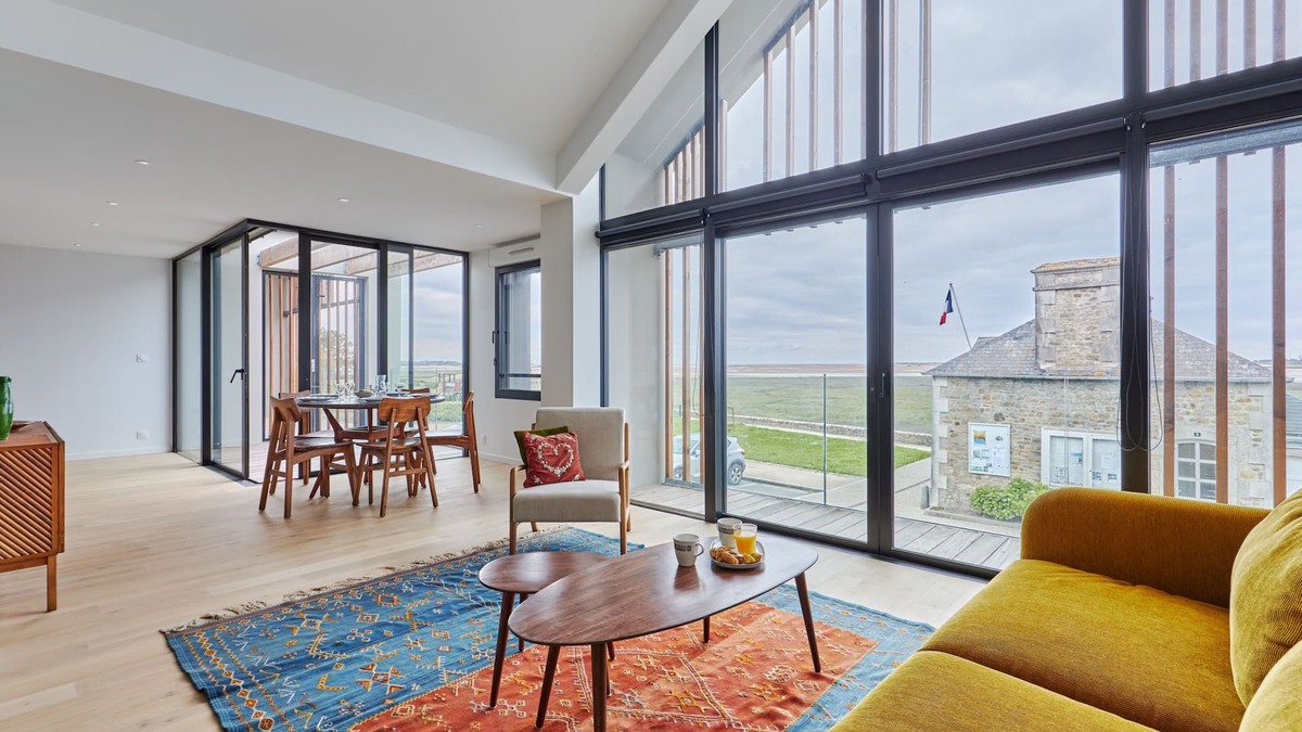 Regnezville-sur-Mer House | Le Sund by Interhome