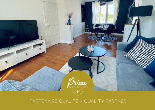 Nevers Apartment | "Le Theodore" Appartement charmant proche gare avec place de parking devant, quartier très calme, by PRIMO C0NCIERGERIE