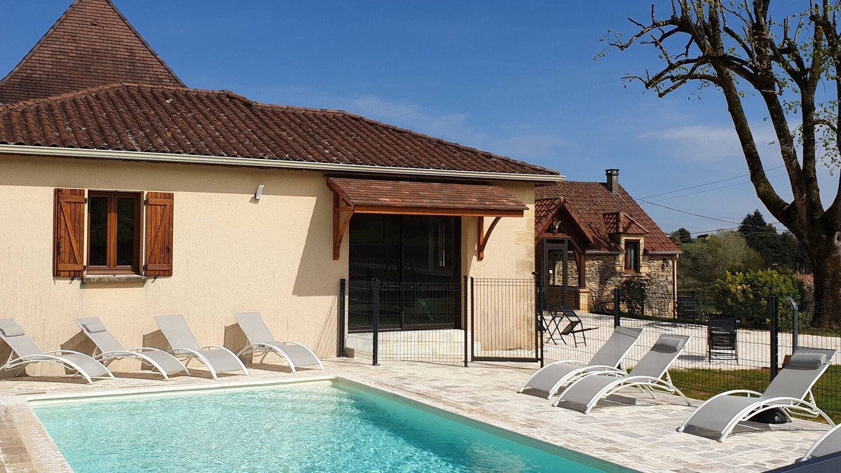 Saint-Genies House | Le tilleul large air-conditioned gite 5 bedrooms private heated pool 10 mn Sarlat