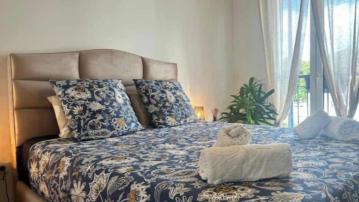 Drancy Centre Apartment | Le Timbaud, cosy T4, balcony, parking, just outside Paris