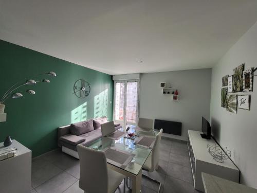 Esquieze-Sere Apartment | LE TOURISTIC Appartements