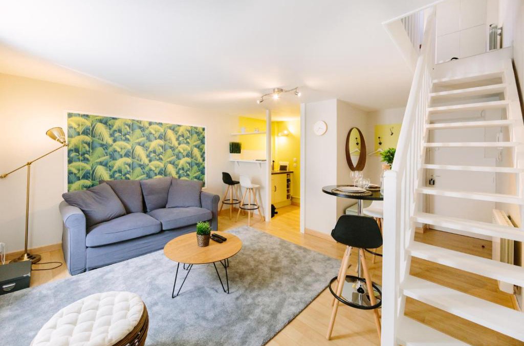 Dobree-Bon Port Apartment | Le Trendy - Duplex pétillant : Place Graslin / Dobrée