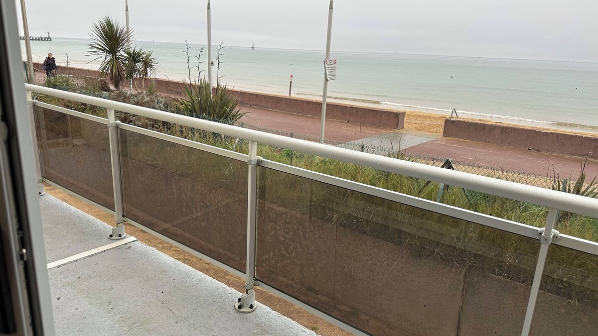 Courseulles-sur-Mer Apartment | Le Trident Face Mer