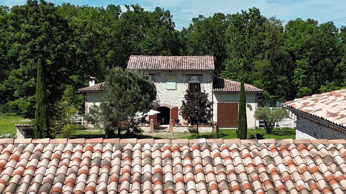 Castelnau-de-Levis House | Le Trocadéro - Domaine Terra Rosa