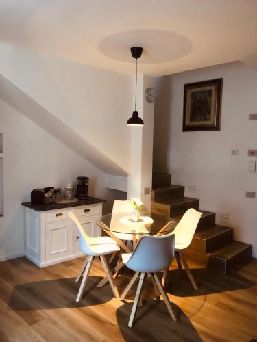 Bolognano-Vignole Apartment | Le vecchie mura