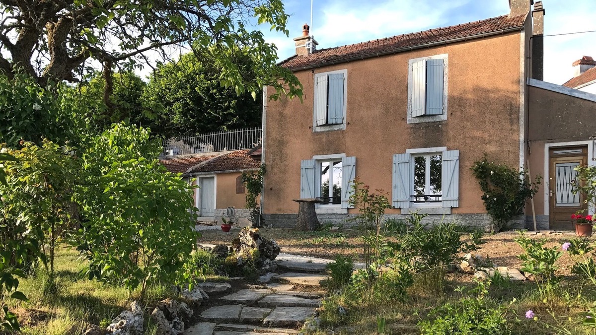 Grimault Cottage | Le Verger Grimaldin - Character cottage 4 kms from Noyers-sur-Serein.