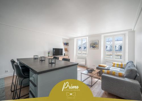Notre-Dame Apartment | Le Versailles Soleil Classé 3 étoiles Charme & vue Chapelle Royale