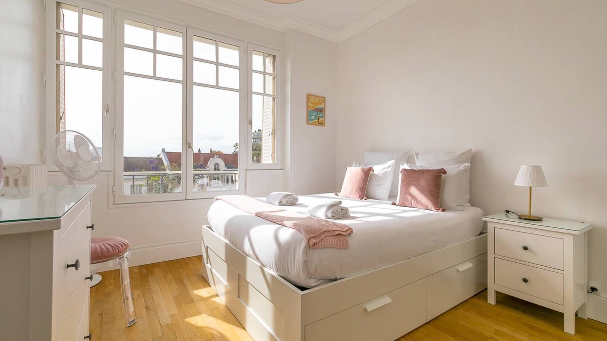 Faubourg North Apartment | Le victor hugo -Appartement 2 chambres avec garage -SR Loc