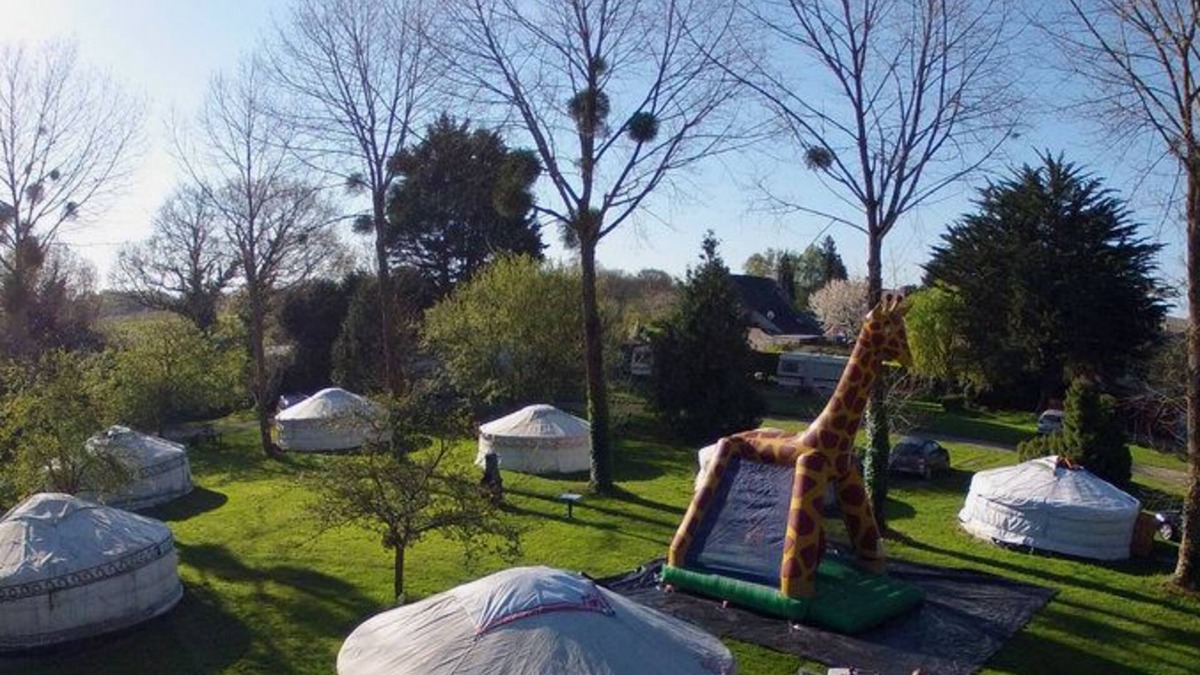 Plessix-Balisson RV Rental | Le Village de Yourtes