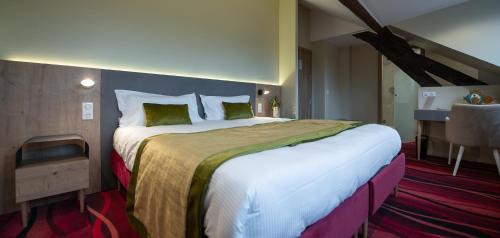 Saint-Honore - Jeanne d'Arc Hotel | Le Vivier