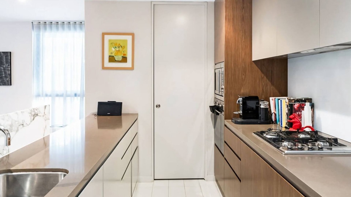Camperdown Apartment | Leafy Inner City Apartment Camperdown