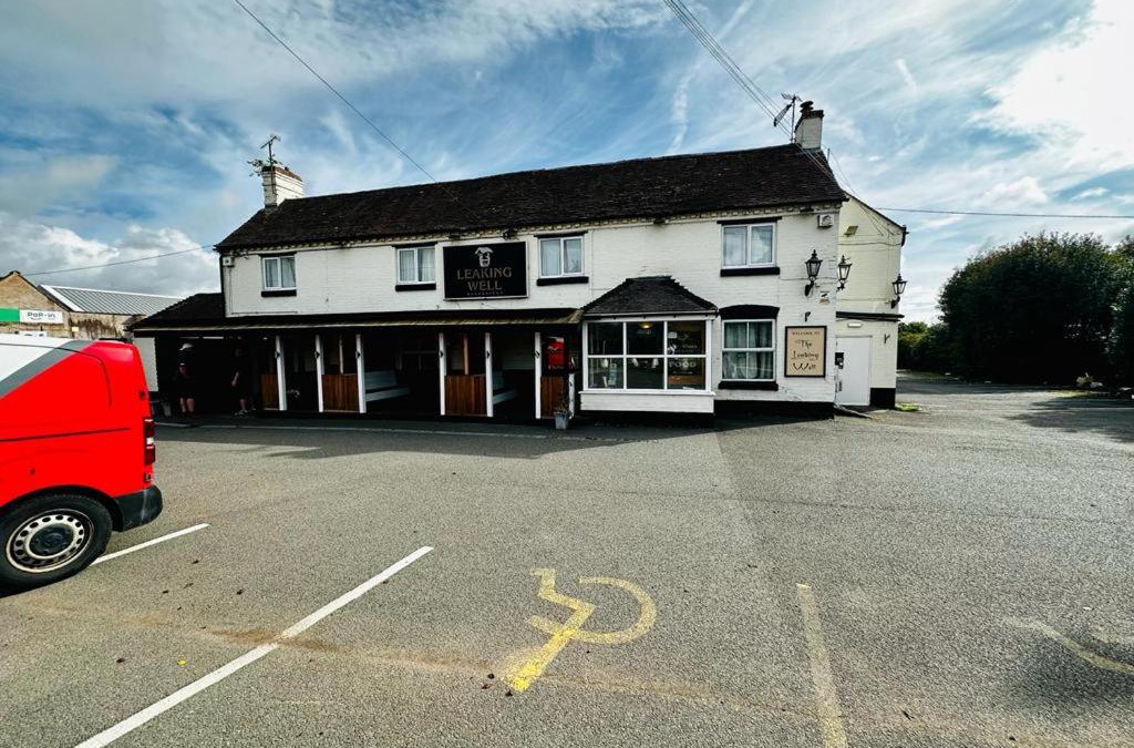 Stourport-on-Severn Hotel | Leaking Well, Dunhampton