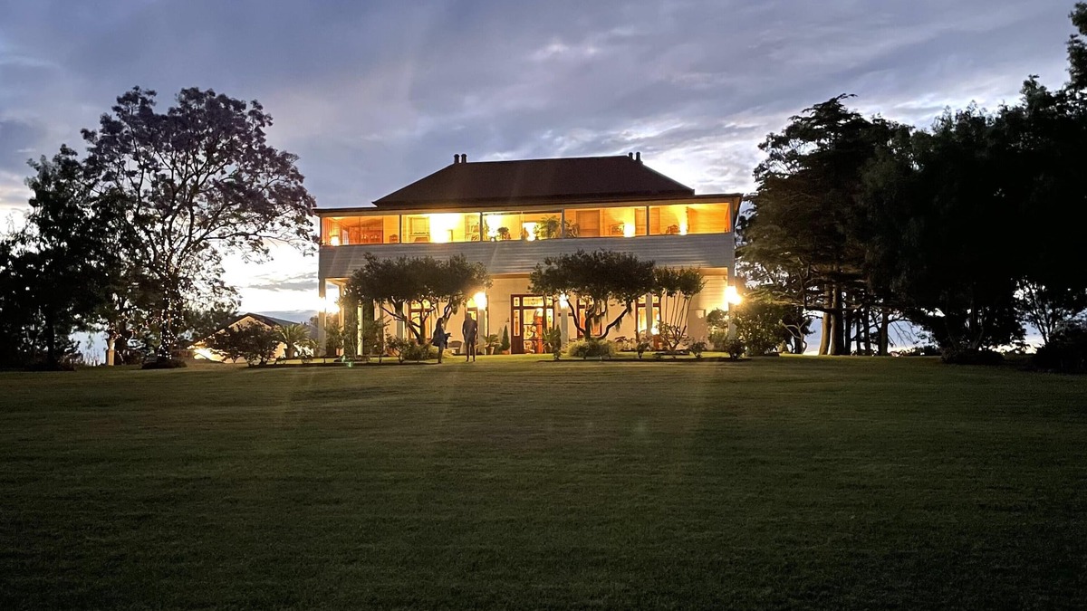 Leconfield Bed & Breakfast | Leconfield House, heritage luxury hotels in the Hunter Valley, built 1872