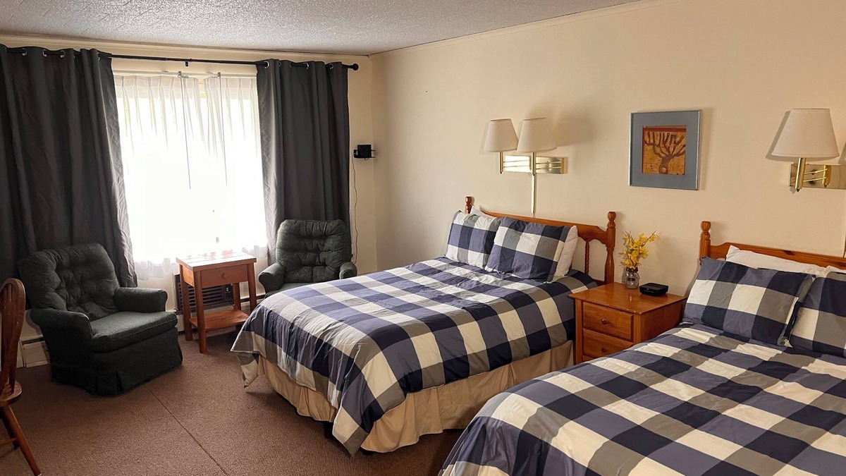 Wilmington Hotel | Ledgerock at Whiteface- Family Room