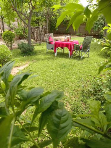 Bobonong Bed & Breakfast | Ledoba Bed & Breakfast
