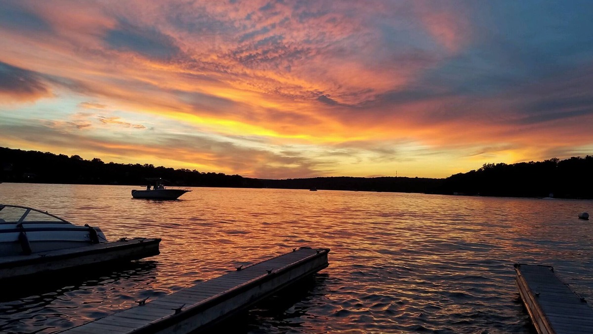 Lake Hopatcong House | Lee's Cottage - Cute & Cozy Cottage w/1 bdrm & 1bth Across from Lake
