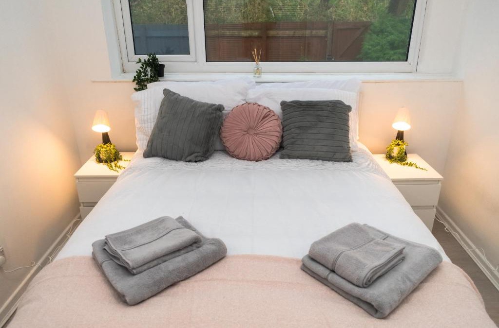 Seacroft House | Leeds Lodge