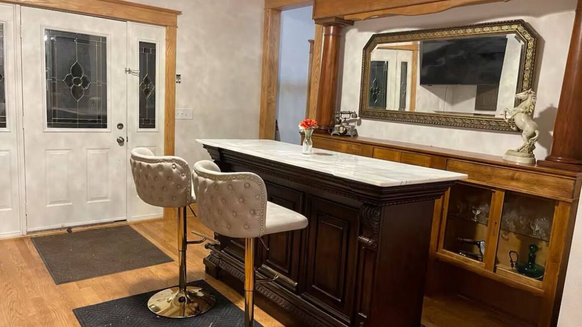 Jim Falls House | Legacy farm waterfront 3-bedroom house in amazing Eau Claire on a horse farm.